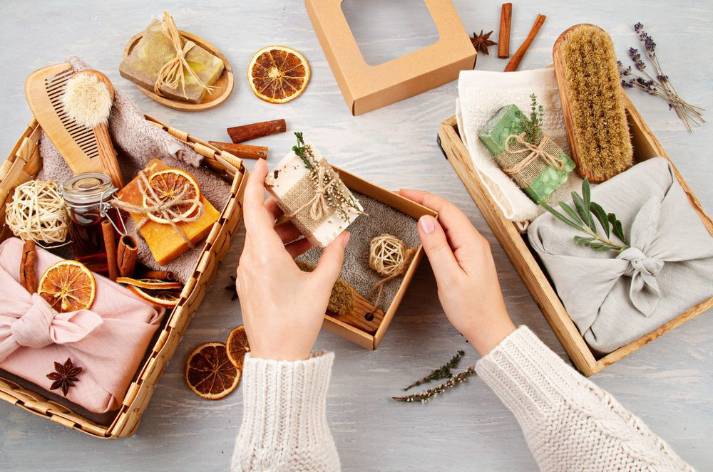2023 Plastic-Free Holiday Gift Guide